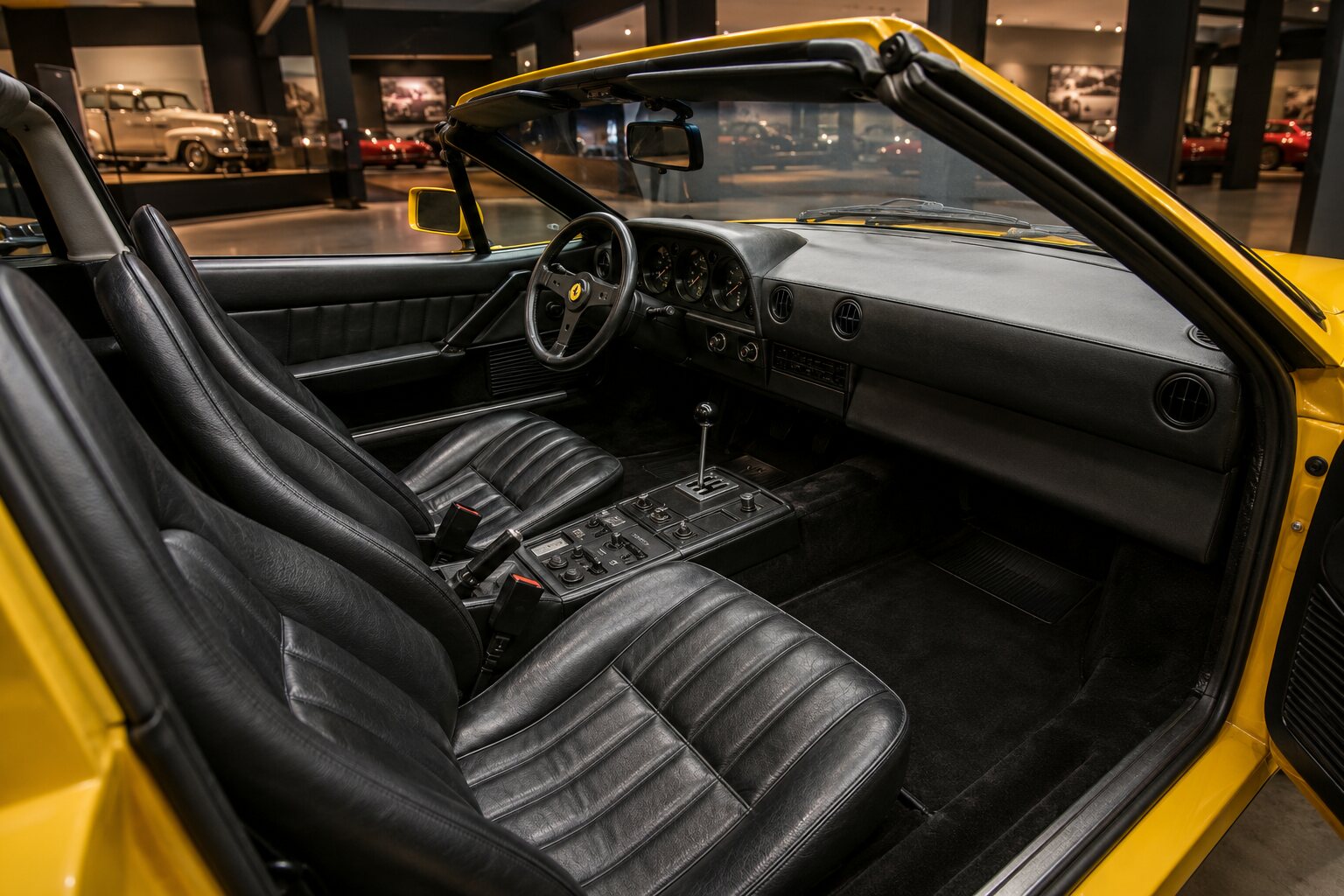 Ferrari 308 GTS Quattrovalvole interior view