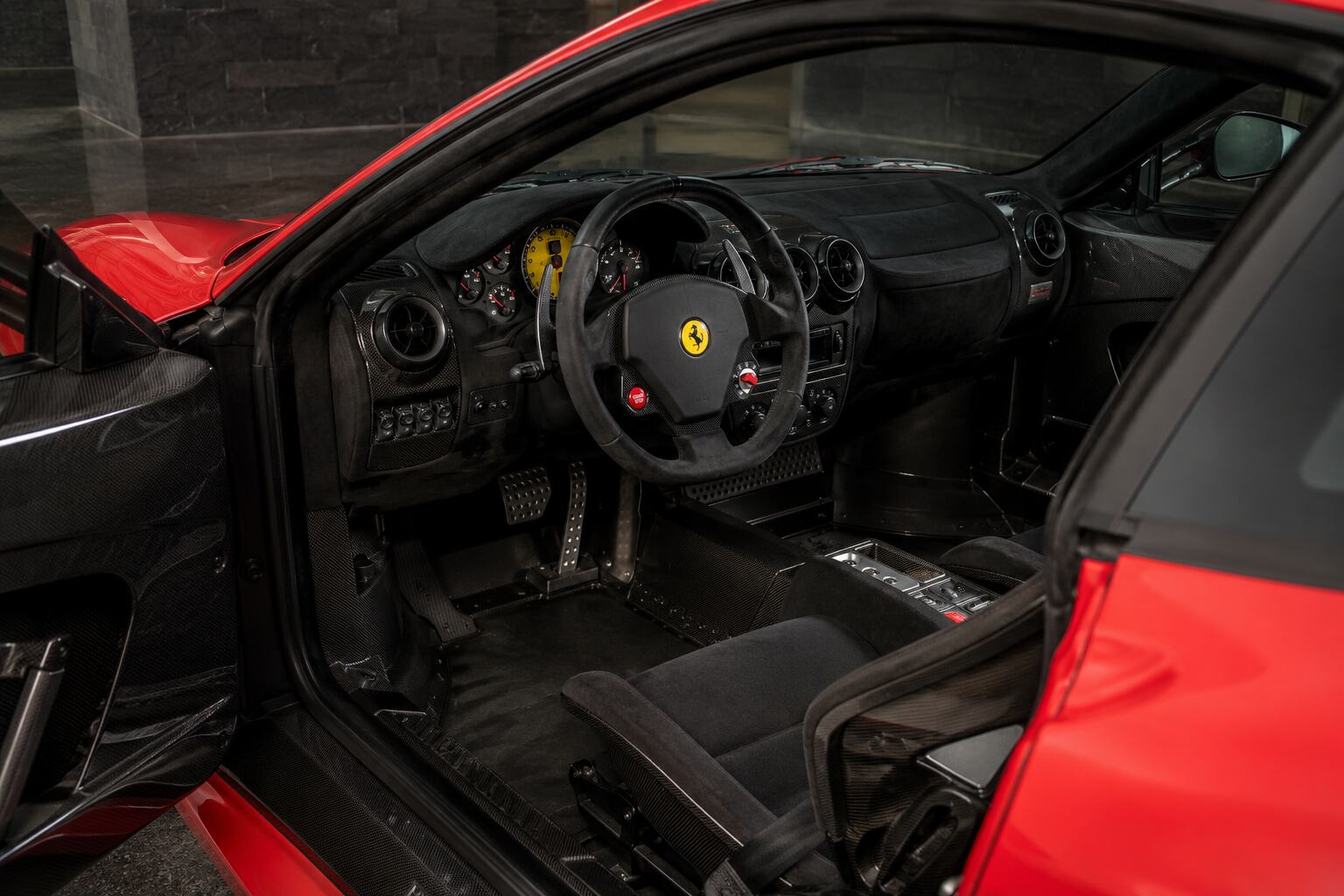 Ferrari 430 Scuderia interior view
