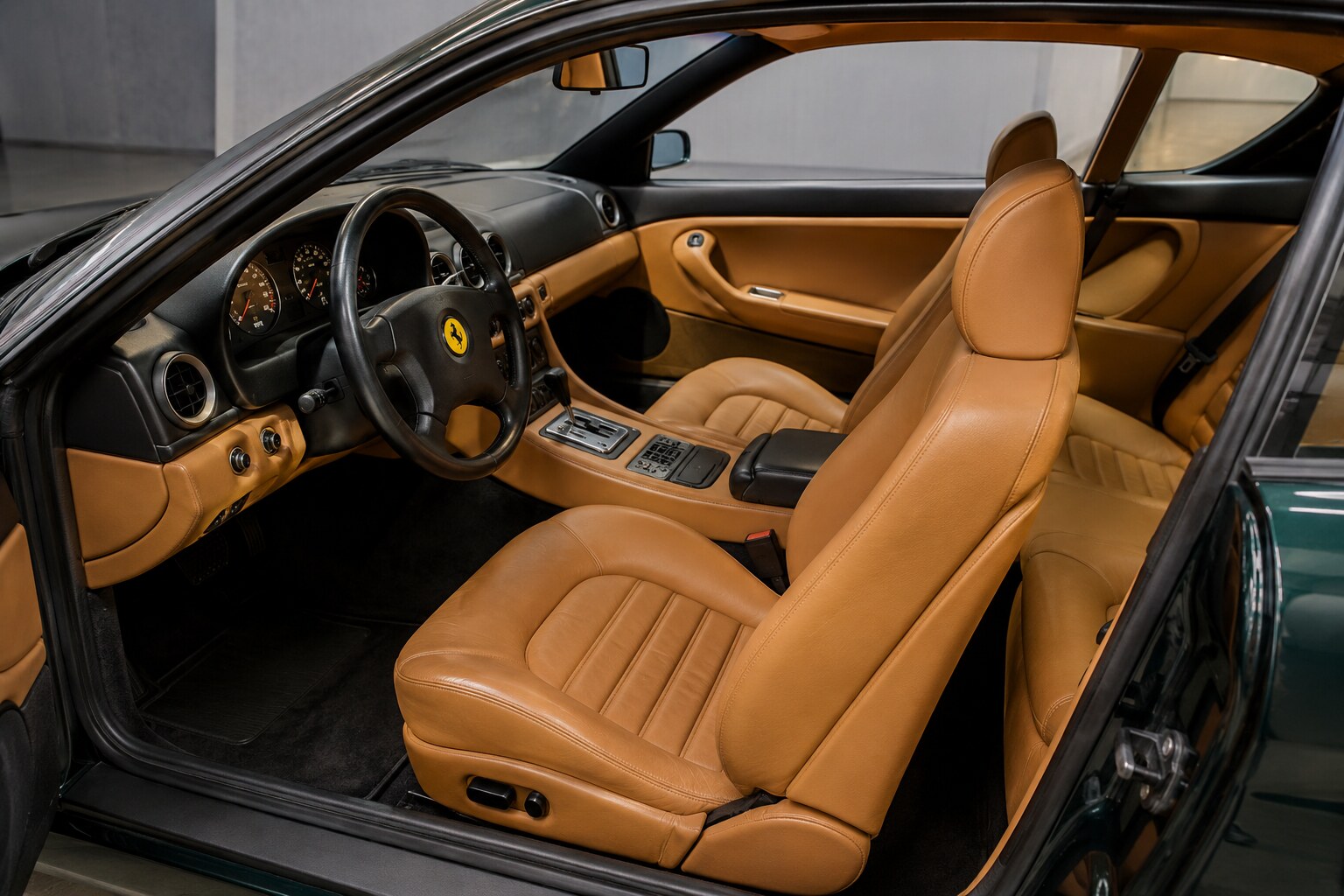 Ferrari 456 GTA interior view