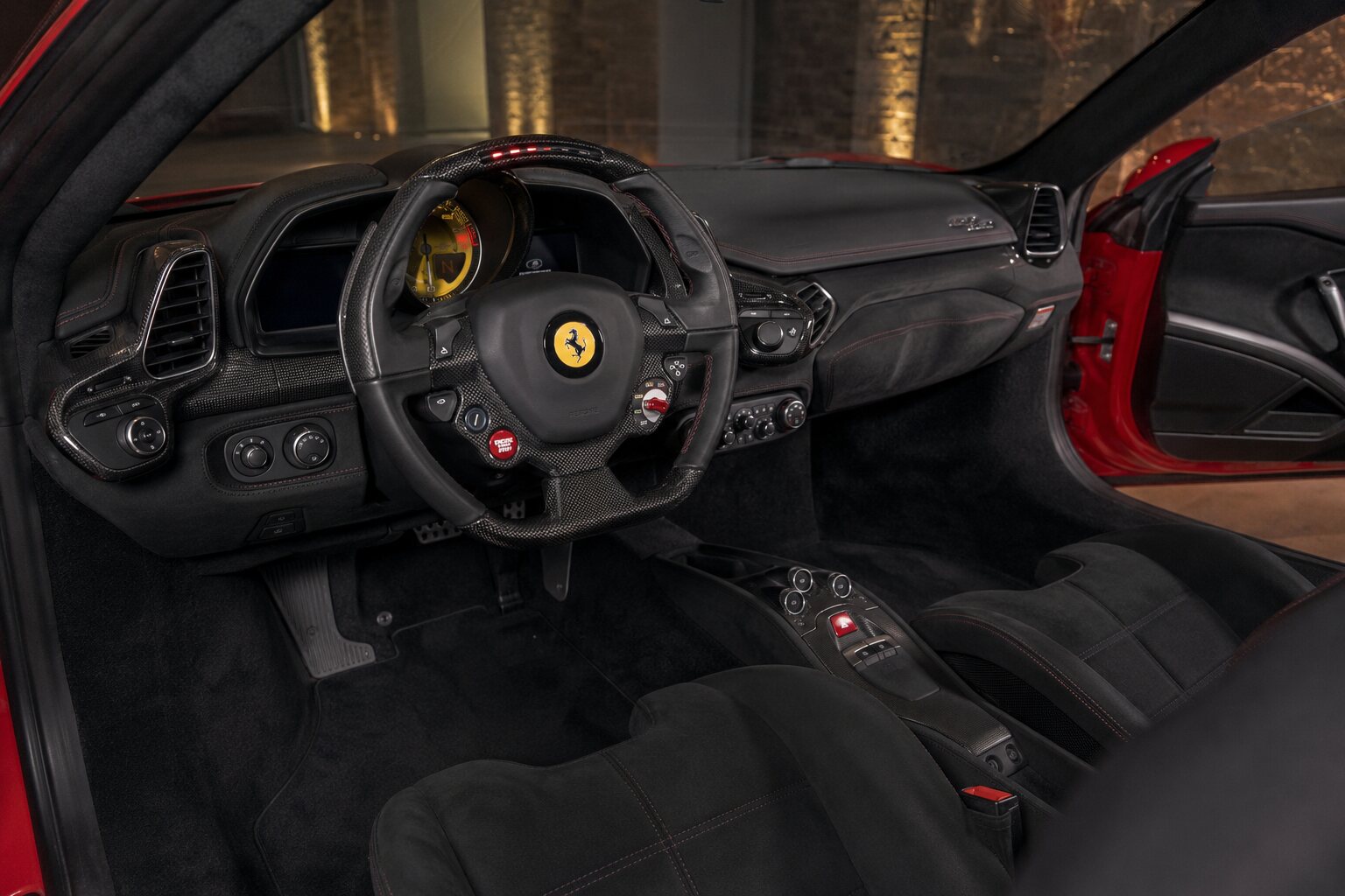 Ferrari 458 Italia rear three-quarter view