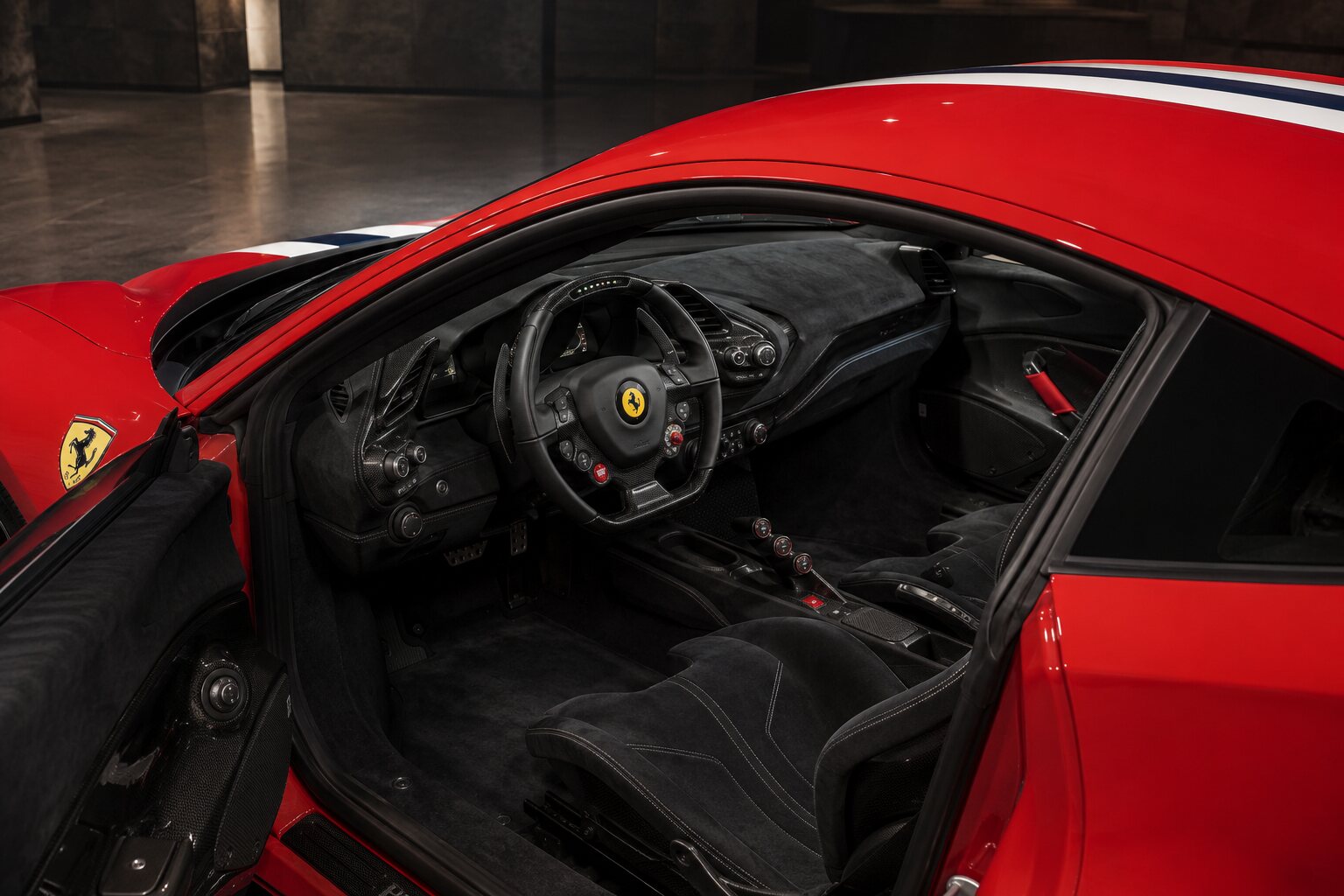 Ferrari 488 Pista interior view