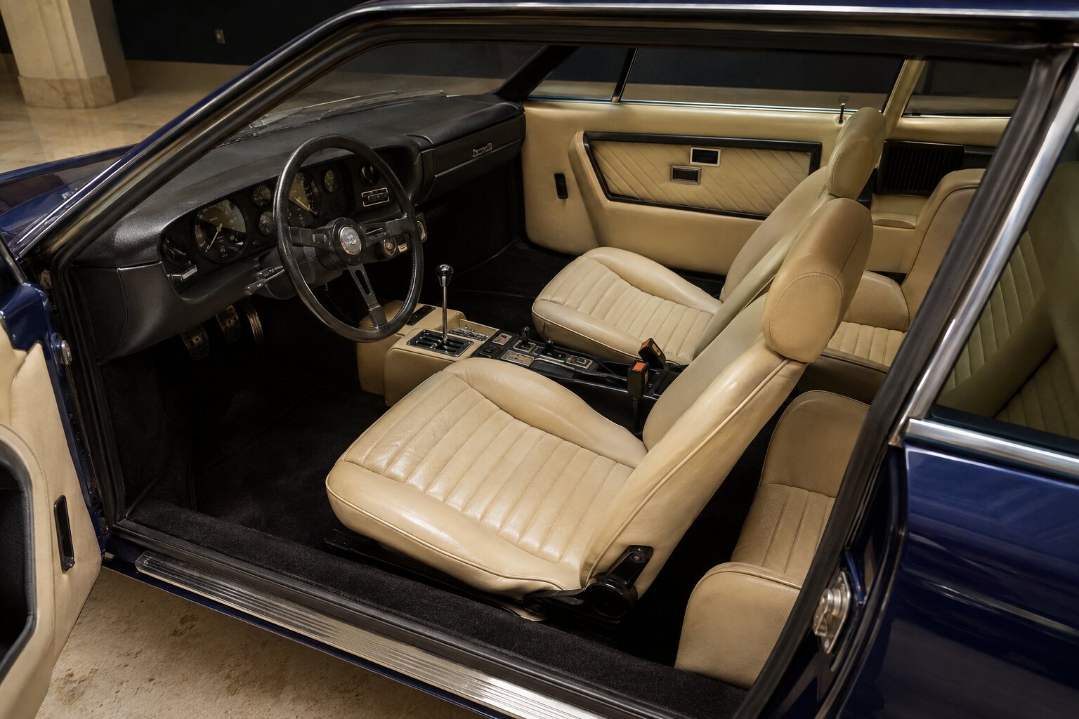 Dino 308 GT4 interior view